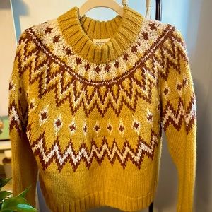 🌼Yellow print sweater🌼